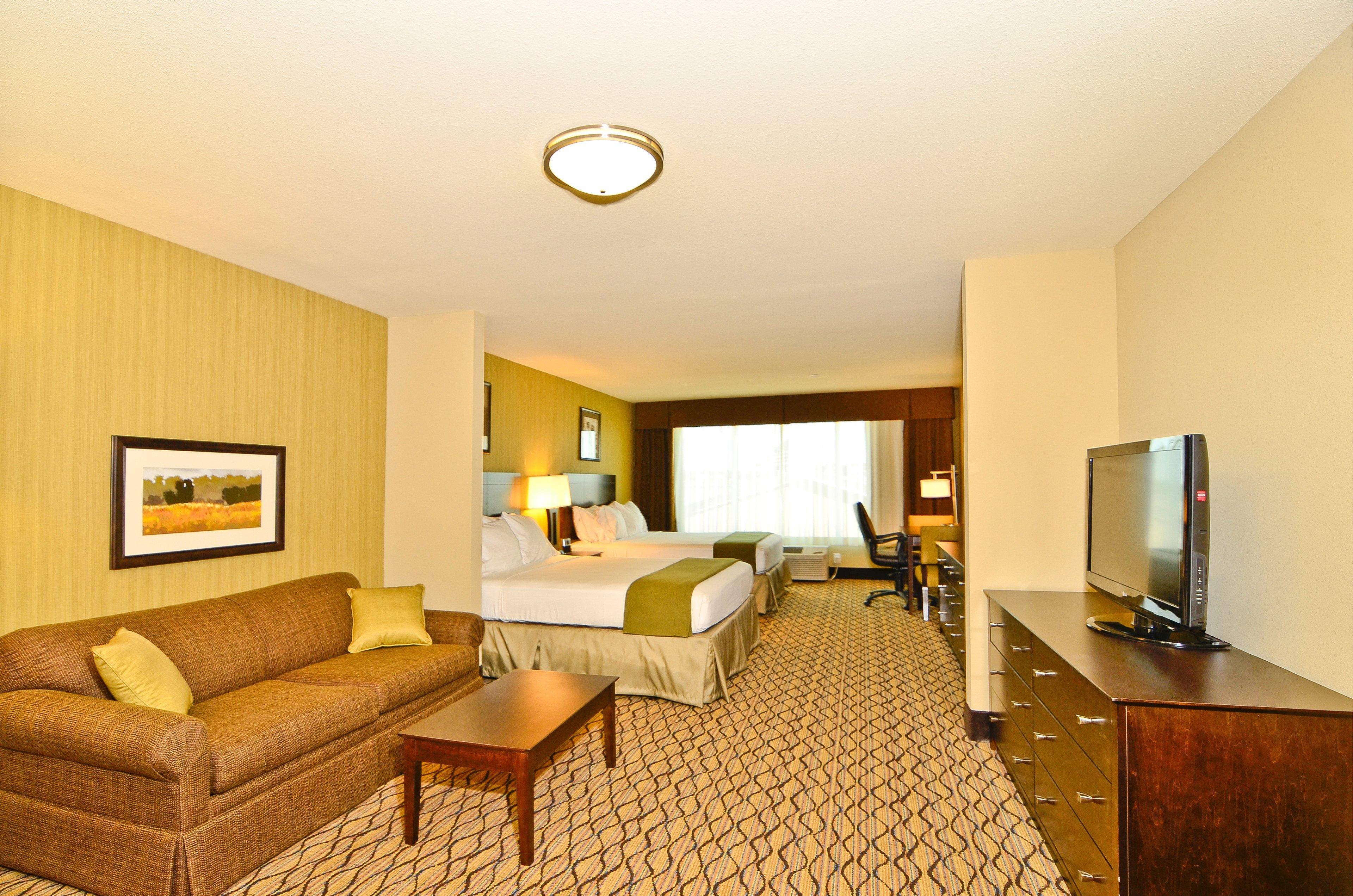 Holiday Inn Express & Suites - Williston By Ihg מראה חיצוני תמונה