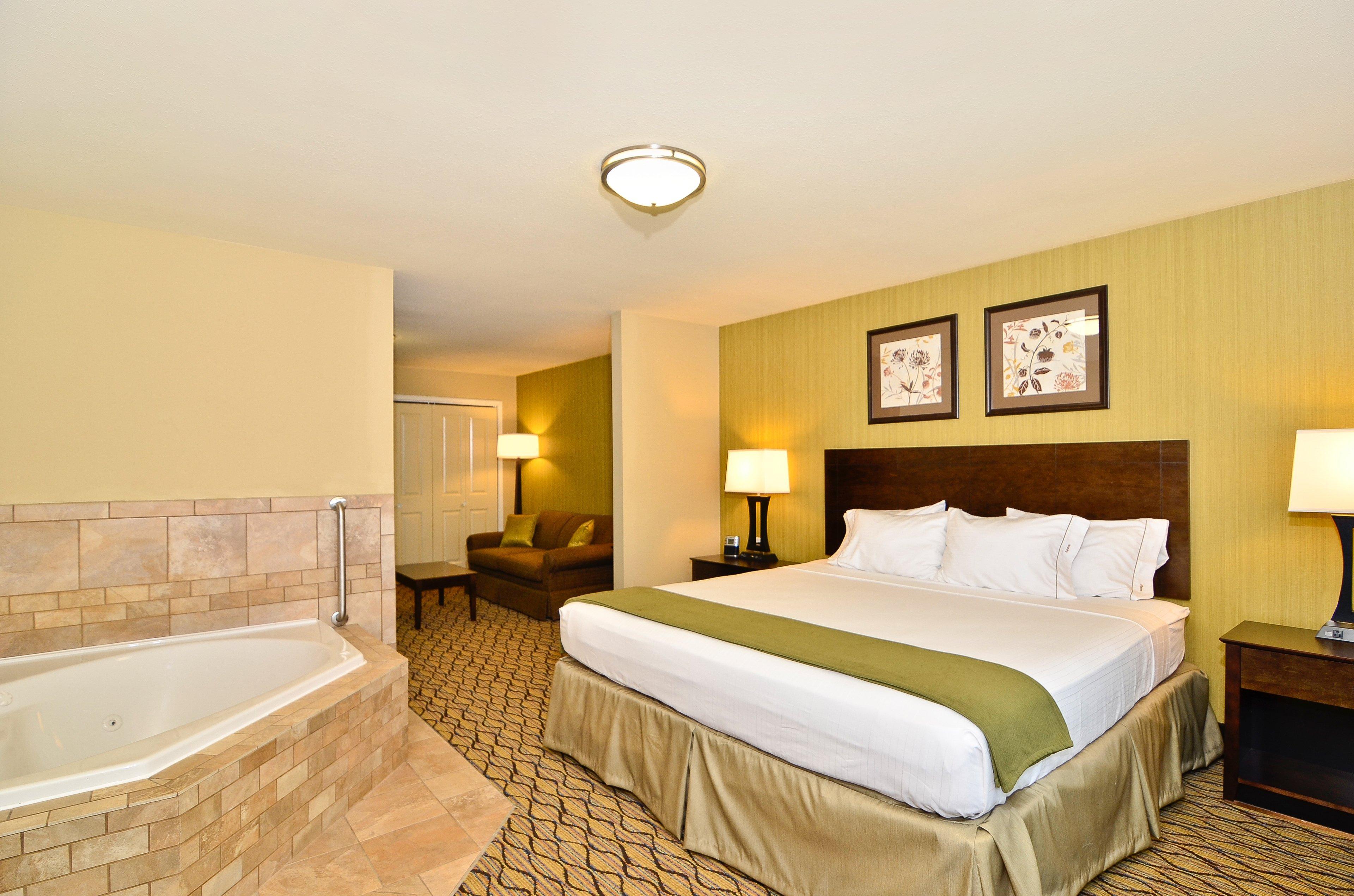Holiday Inn Express & Suites - Williston By Ihg מראה חיצוני תמונה