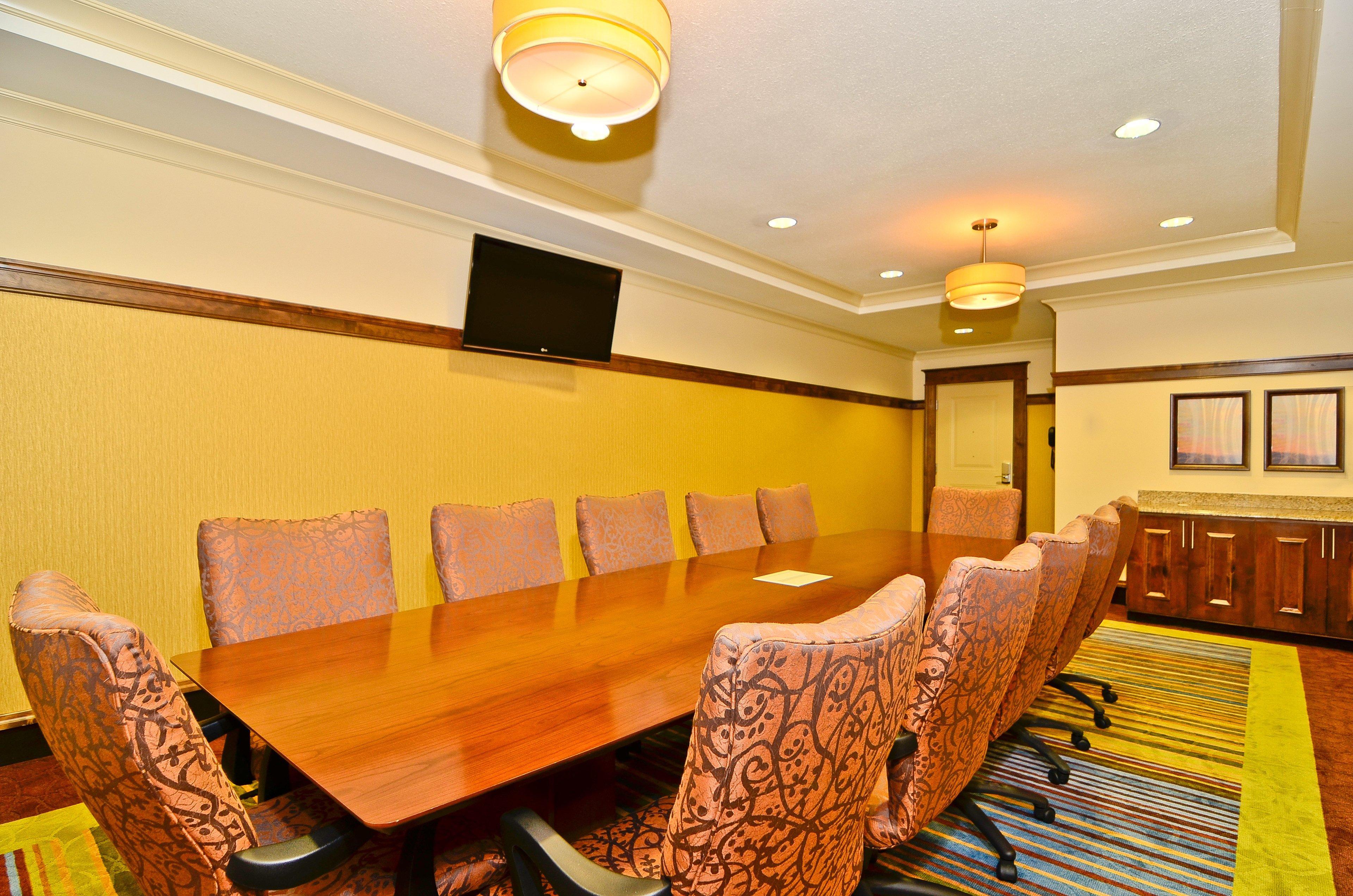 Holiday Inn Express & Suites - Williston By Ihg מראה חיצוני תמונה