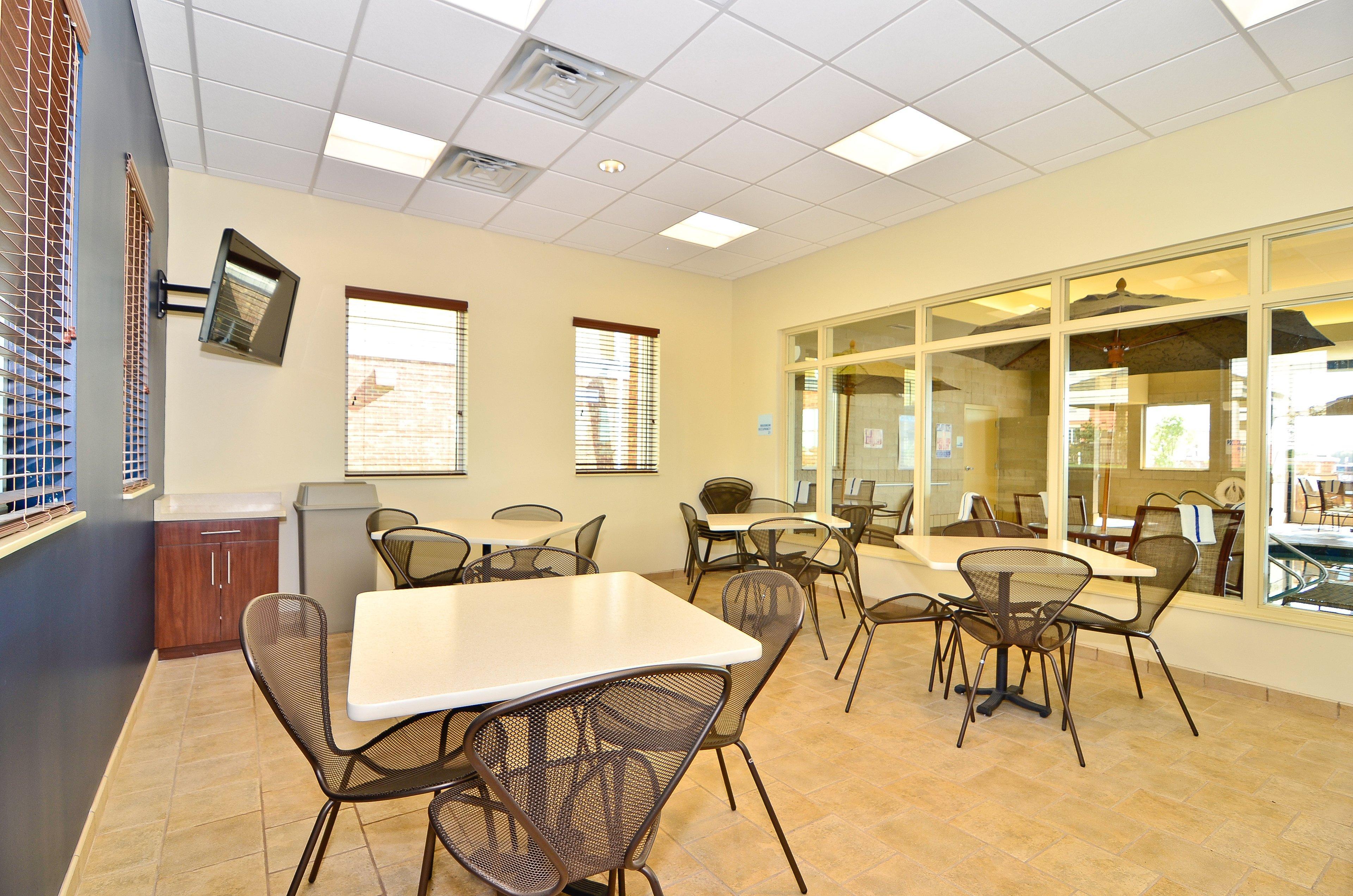 Holiday Inn Express & Suites - Williston By Ihg מראה חיצוני תמונה