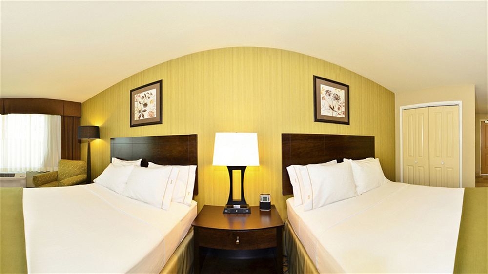 Holiday Inn Express & Suites - Williston By Ihg מראה חיצוני תמונה